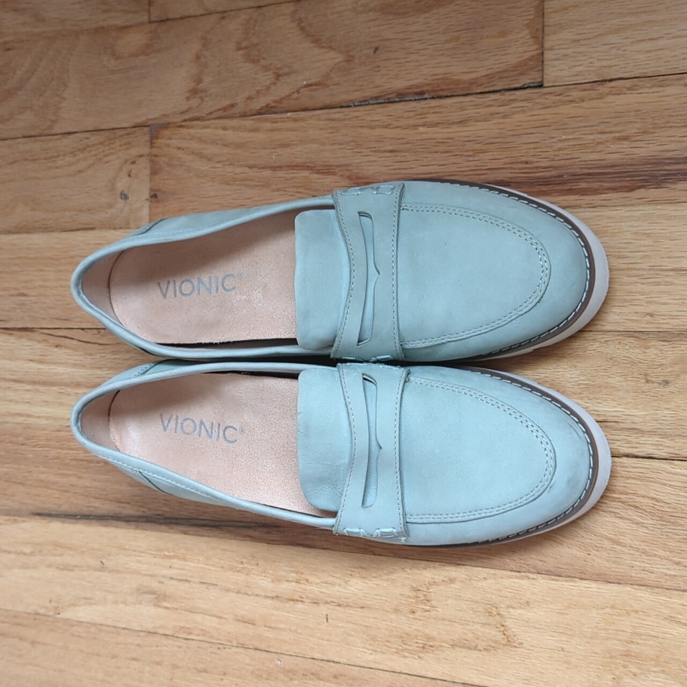 Vionic Women's Minty green Loafers Size 6.5